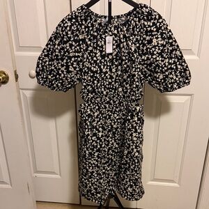 Old Navy Black and Cream Floral Midi Dress